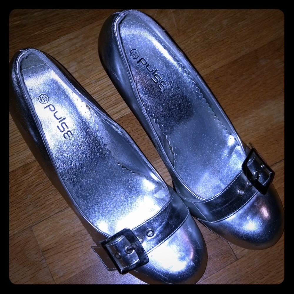 PULSE silver Heels